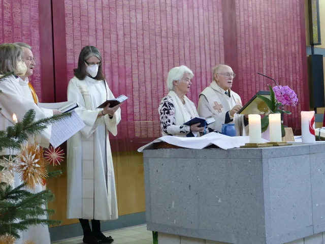 Gottesdienst zur Erneuerung des Bundes mit Gott – mit ökumenischer Beteiligung liturgischer Gesang