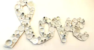 love Schriftzug in der EmK Linz