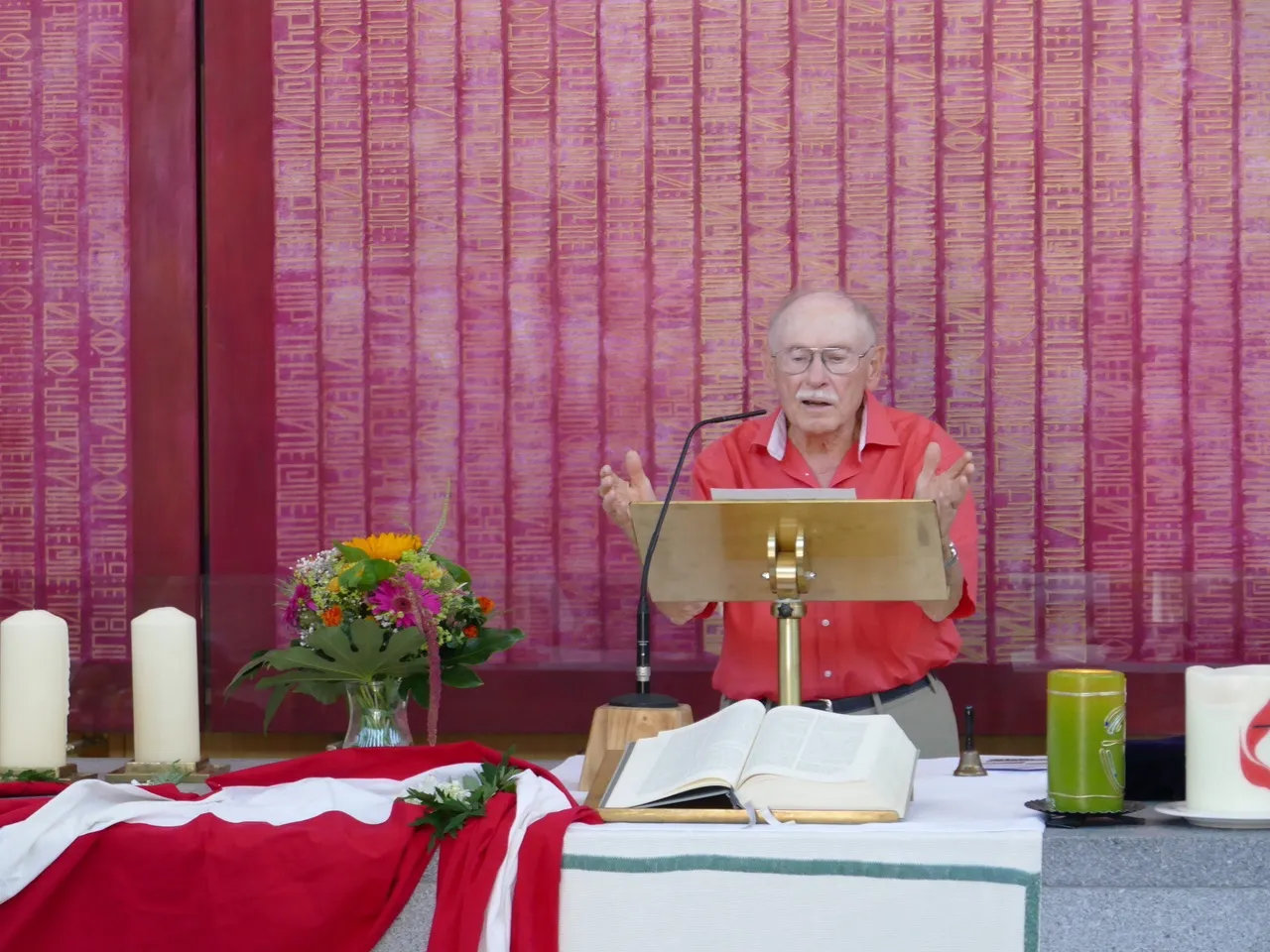 Dem guten Hirten vertrauen Pastor i.R. Manfred Schwarz