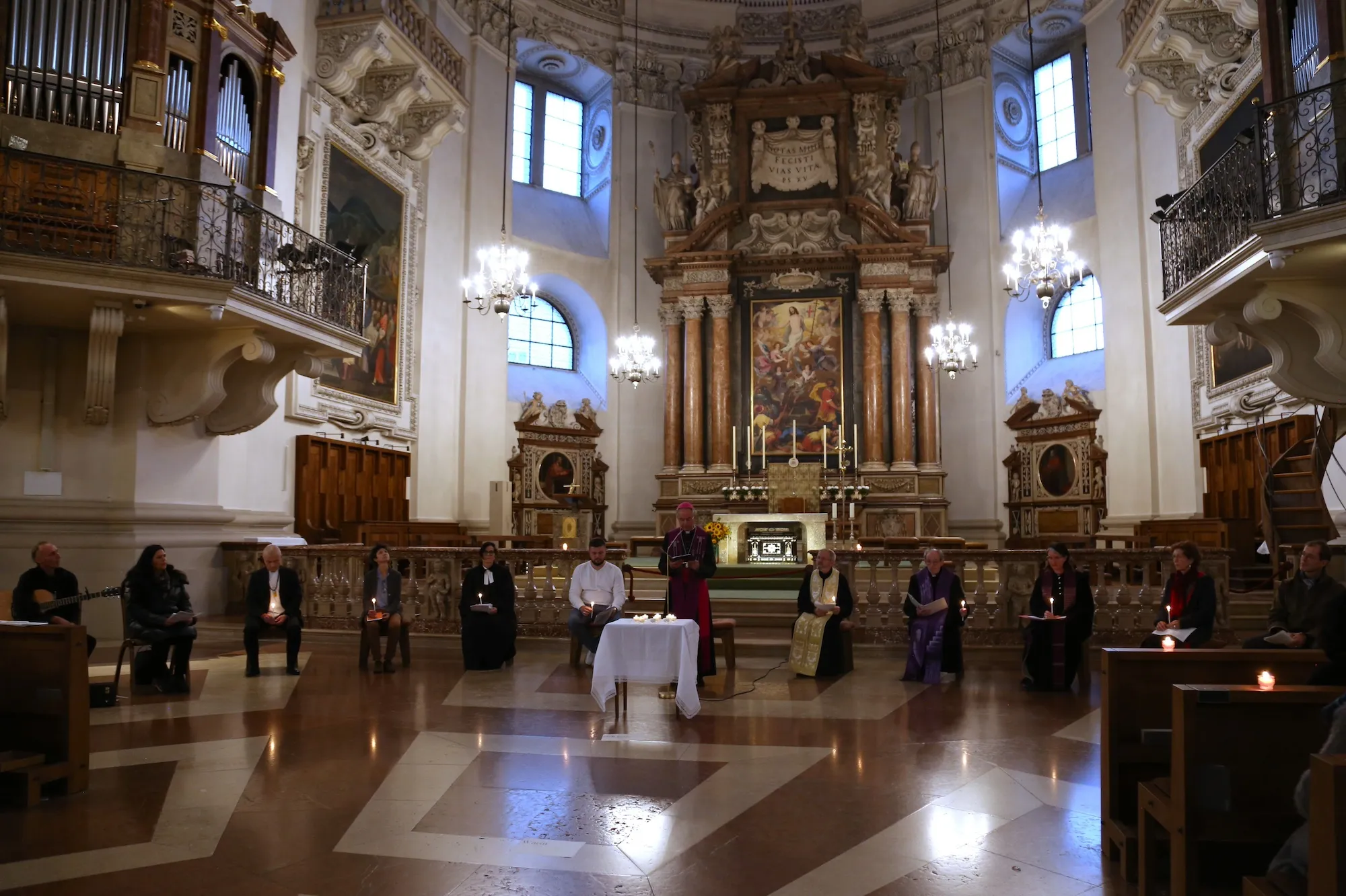 Religionsverbindendes Friedensgebet in Salzburg am 27. Oktober