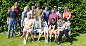 Pastorinnen und Pastoren der EmK Österreich mit Familien