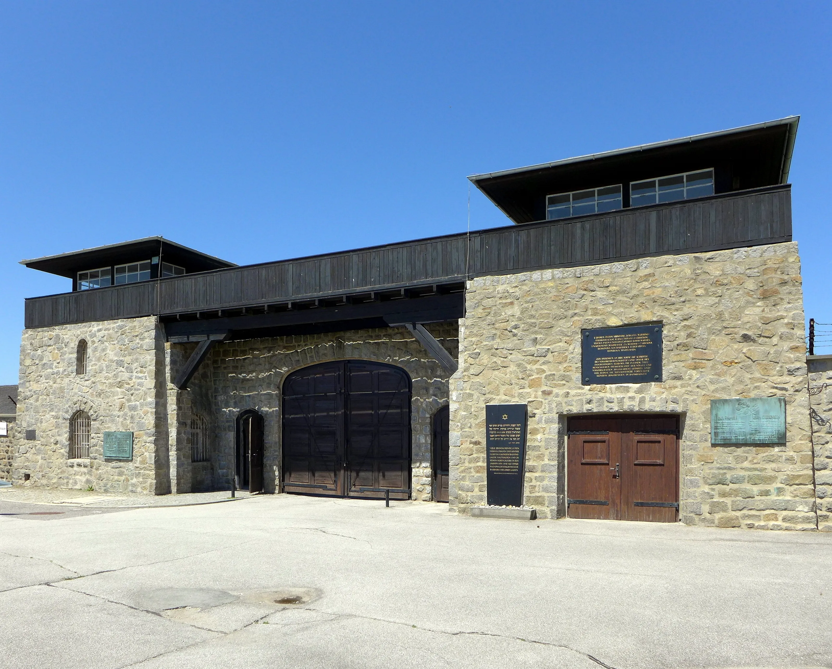 Ökumenischer Gottesdienst zur Befreiungsfeier in der KZ-Gedenkstätte Mauthausen