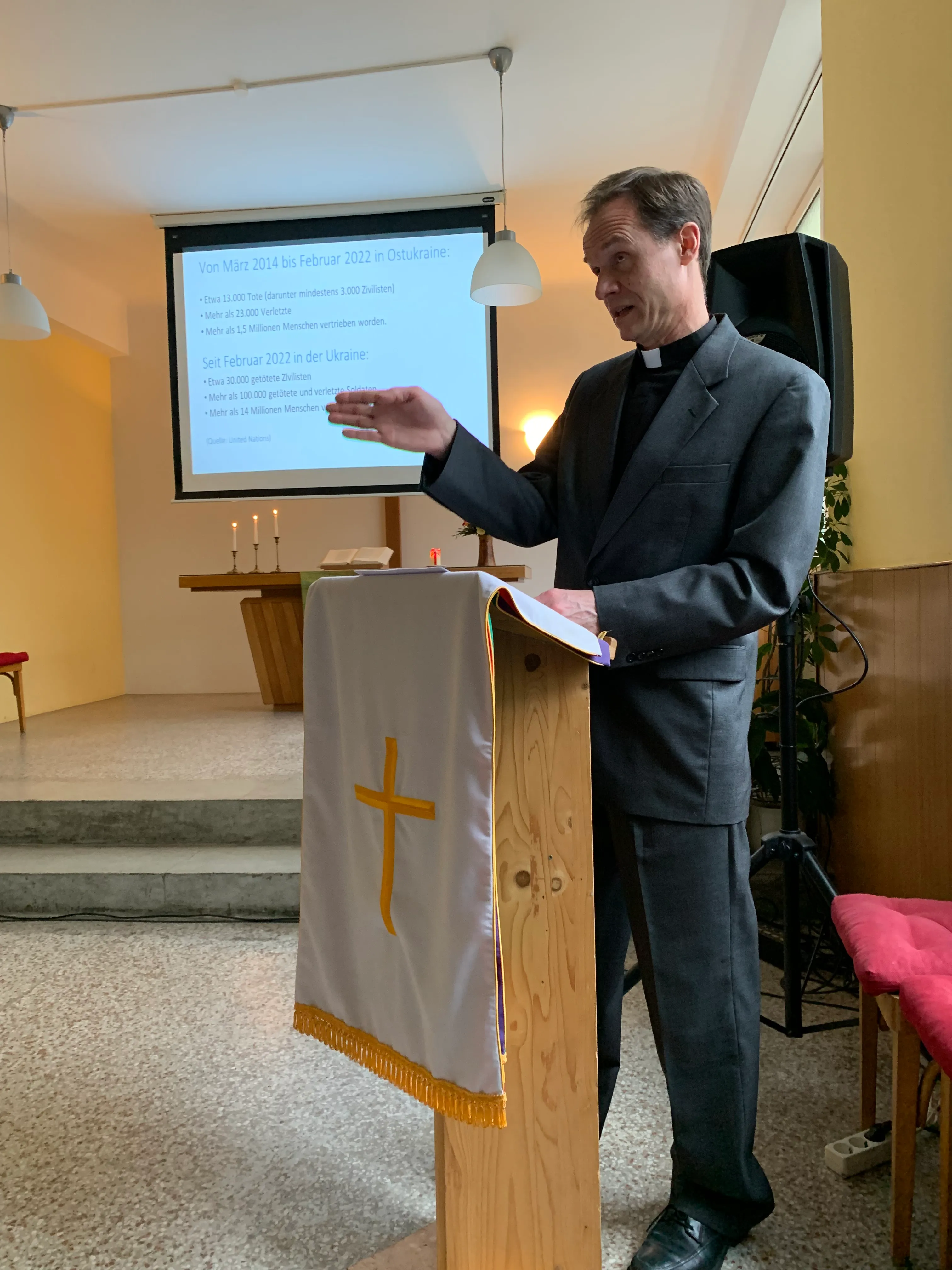 Missionsfest: Pastor John Calhoun berichtete Pastor John Calhoun berichtet