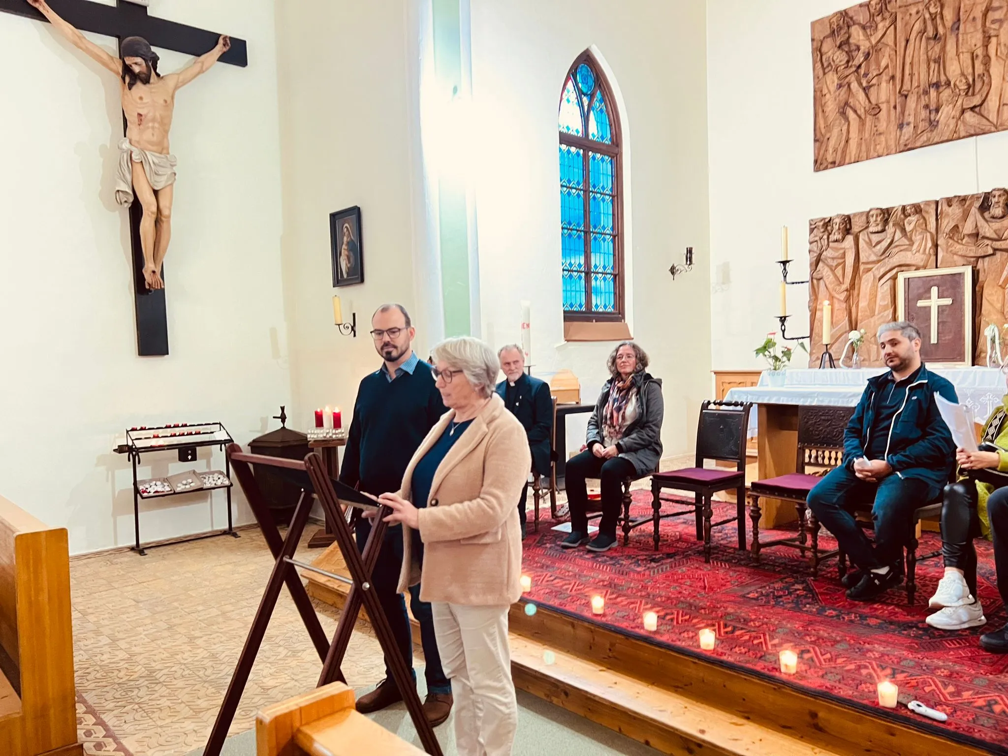 Interreligiöses Gebet für Menschenwürde
